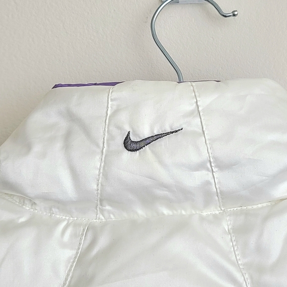 NIKE | Reversible Down Puffer Vest Lavendar + White - Picture 7 of 11